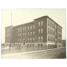 Saint Louis, Missouri, USA. Public School.