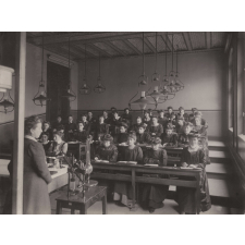Cours de physique au lycée Racine de Paris
