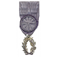 Palmes d'Officier de l'Instruction Publique. 