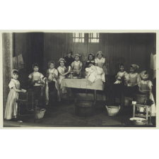Ecole de Filles - Bussang - Blanchissons et repassons.