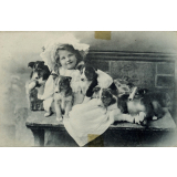 La Fillette et les petits chiens. 