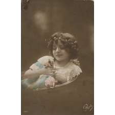 Portrait de fillette.