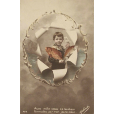 Avec mille vœux de bonheur / Formulés par mon jeune cœur. 