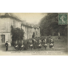 Luzancy (S.-et-M.) - Colonie Scolaire du 18e Arrondissement, Paris - Rentrée de la Promenade.