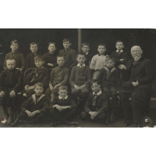 Photo de classe - Ecole communale de la rue Hocheporte - 1911-1912 - Liège.
