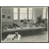 Ecole maternelle Xavier Aubryet : exposition de travaux manuels par les écoles du département de l'Aisne. Travail de la laine.