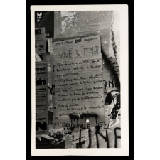Affiches et graffitis apposés sur les murs de Paris pendant les évènements de mai 1968.