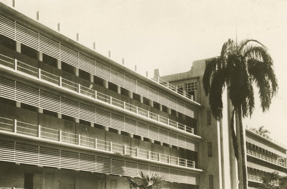 Petit séminaire - Collège St-Martial - Port-au-Prince - Haïti W.I. - Bâtiment de la Section Secondaire.