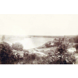 Vue prise de l'école de Mousserolles (Bayonne) - Colline longeant la rive gauche del'Adour. 