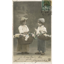 Les Petits fleuristes.