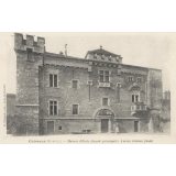 Cuiseaux (S.-&-L.) - Maison d'Ecole (Façade principale) - Ancien château féodal.