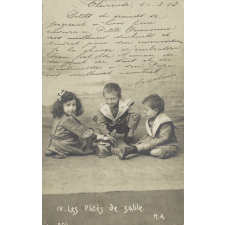 IV - Les pâtés de sable.