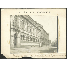 Lycée de St Omer : façade rue Gambetta, Bibliothèque municipale, Bâtiment constuit 1852.
