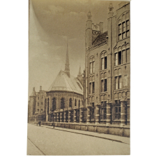 Université Catholique de Louvain - Catholic University of Louvain - Catholieke Hoogeschool van Leuven - 2e série - Chapelle et bâtiments du Séminaire Léon XIII. Pédagogie pour étudiants ecclésiastiques suivant les cours de l'Institut supérieur de Philosophie - Chapel and buildings of Leo XIII Seminary. Home of the ecclesiastical students of the Higher Philosophical Institute - Kapel en gebouwen van het Seminarie Leo XIII. Huisvesting voor studenten-gestelijken aan het Hooger Instituut van Wijsbegeerte.