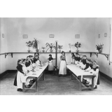 Leçon de repassage - Ecole primaire de filles de Cagouilles.