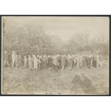 Séance de gymnastique dans une école d'Alsace.