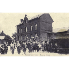 6 - Buironfosse (Aisne) - Ecole des Garçons.