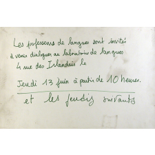 Les Professeurs de langues sont invités à venir dialoguer au laboratoire de langues.