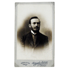 Portrait d'enseignant.