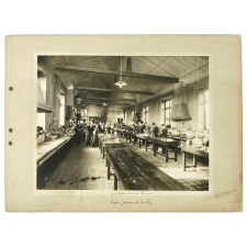 Lycée Janson de Sailly, Laboratoire de Chimie, Paris.