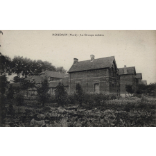 Houdain (Nord) - Le Groupe scolaire.