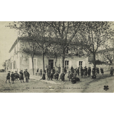 L'Ardèche pittoresque - 986 - St-Laurent-les-Bains - Les Ecoles et la Place des Ecoles.