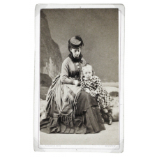 Mère et petite fille.