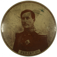 Boîte à l'effigie du roi des Belges Albert Ier.