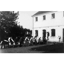 Ecole Normale d'Instituteurs de Châteauroux - Exercice de la pompe à incendie, le 23 octobre 1899.