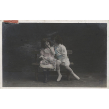 Les Amoureux. 