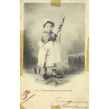 29 - Petite paysanne Creusoise.