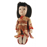 Poupée japonaise. 