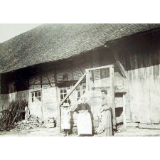 Vieille école mixte de Perrigny (1897).