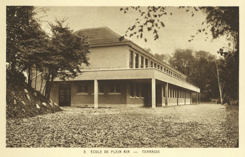 Ecole de plein air permanente - Ville de Mulhouse - Pfastatt (Haut-Rhin) - Terrasse.