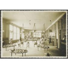 Exposition des travaux d'élèves d'une école maternelle de Boulogne-sur-Mer. 