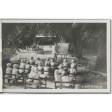 Pantin. Ecole Maternelle de plein Air (1923 - 1931). La classe en plein air.