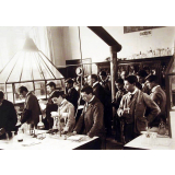 Ecole Normale d'instituteurs d'Orléans - Manipulations de chimie (1899). 