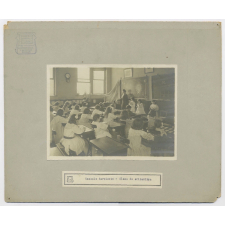 Escuela Sarmiento - Clase de aritmética.