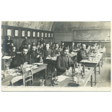 1393 - Paris - La Sorbonne, Laboratoire de Botanique, Salle des Travaux Pratiques.