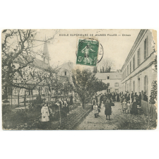 Ecole supérieure de Jeunes Filles - Chinon.