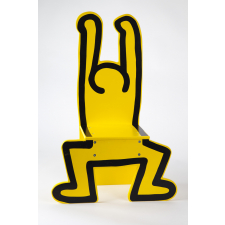 Chaise pour enfant.