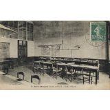 81 - Saint-Maixent - Ecole Militaire - Salle d'Etude.