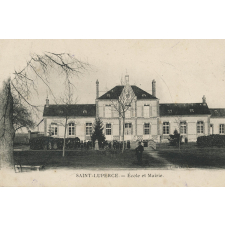 Saint - Luperce - Ecole et Mairie.