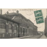 4290 - Vanves - Rue Gambetta et les Ecoles.