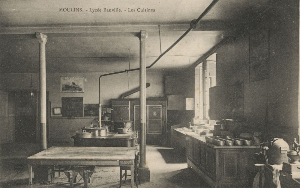 Moulins - Lycée Banville - Les Cuisines.