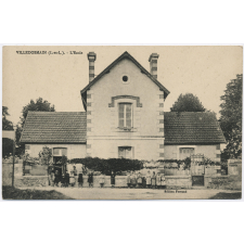 Villedosmain (I.-&-L.) - L'Ecole.