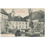 Drôme - Lus-la-Croix-Haute - place de la Mairie.