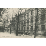 Sens - L'Ecole des Garçons - Promenade du Mail.