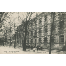 Sens - L'Ecole des Garçons - Promenade du Mail.