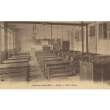 Arras - Pensionnat Jeanne-d'Arc - Salle d'Etude.